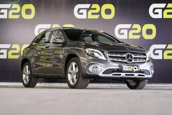 MERCEDES-BENZ GLA 200 1.6 CGI FLEX ENDURO 7G-DCT