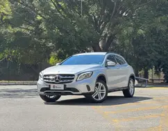 MERCEDES-BENZ GLA 200 1.6 CGI FLEX STYLE 7G-DCT MERCEDES-BENZ GLA 200 1.6 CGI FLEX STYLE 7G-DCT