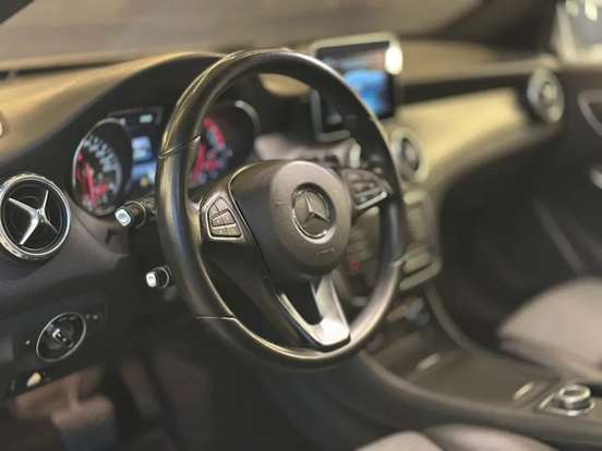 MERCEDES-BENZ-GLA 200-1.6 CGI STYLE 16V TURBO FLEX 4P AUTOMÁTICO MERCEDES-BENZ-GLA 200-2016