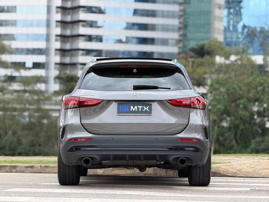 MERCEDES-BENZ-GLA 35 AMG-2.0 CGI GASOLINA 4MATIC SPEEDSHIFT MERCEDES-BENZ-GLA 35 AMG-2022