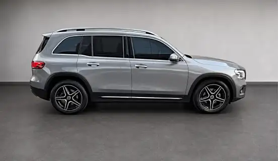 MERCEDES-BENZ-GLB 200-2020