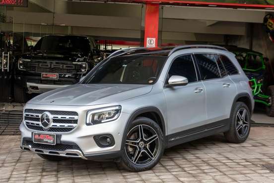 MERCEDES-BENZ-GLB 200-2020