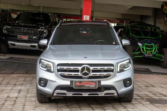 MERCEDES-BENZ-GLB 200-2020