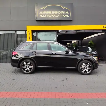 MERCEDES-BENZ-GLC 220d-2019