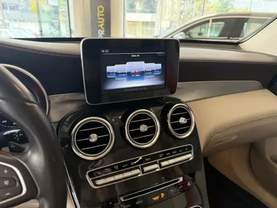 MERCEDES-BENZ-GLC 43 AMG-2019