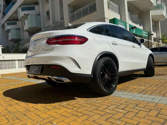 MERCEDES-BENZ-GLE 400-2018