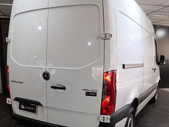 MERCEDES-BENZ-SPRINTER-2.2 CDI DIESEL FURGÃO 416 TA EXTRA LONGO MANUAL MERCEDES-BENZ-SPRINTER-2021
