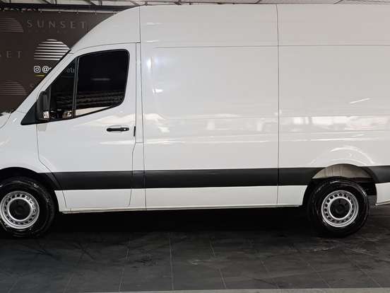 MERCEDES-BENZ-SPRINTER-2.2 CDI DIESEL FURGÃO 416 TA EXTRA LONGO MANUAL MERCEDES-BENZ-SPRINTER-2021
