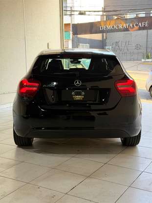 MERCEDES-BENZ-A 200-2016