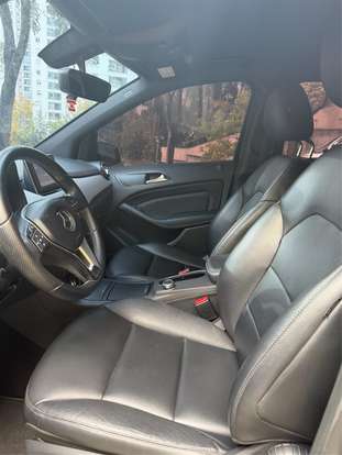 MERCEDES-BENZ-B 200-2013