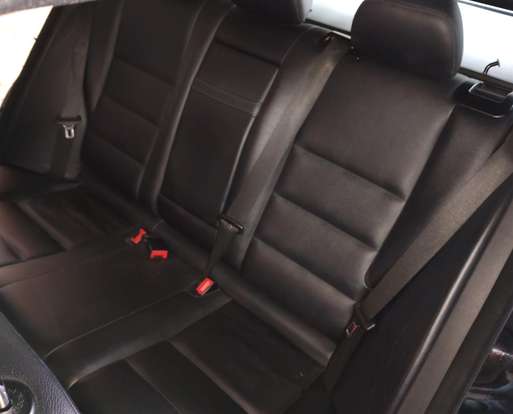 MERCEDES-BENZ-C 200-2010