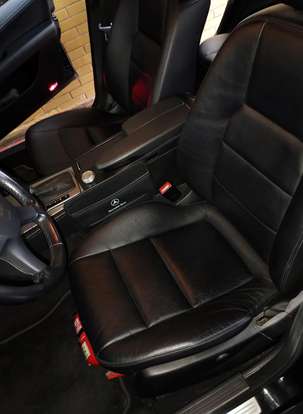 MERCEDES-BENZ-C 200-2010
