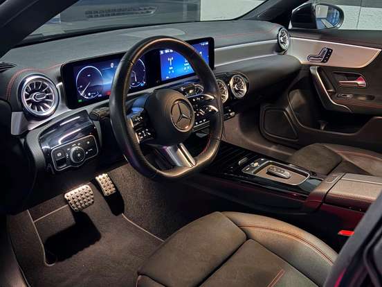 MERCEDES-BENZ-CLA 200-1.3 MHEV AMG LINE 7G-DCT MERCEDES-BENZ-CLA 200-2024