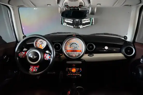 MINI-COOPER-1.6 S CLUBMAN 16V TURBO GASOLINA 3P AUTOMÁTICO MINI-COOPER-2010