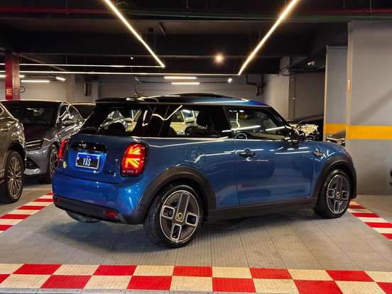 MINI-COOPER-SE TOP COLLECTION 2P ELÉTRICO MINI-COOPER-2021