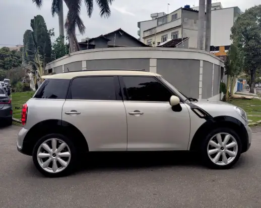 MINI-COUNTRYMAN-1.6 S TURBO 16V 184CV GASOLINA 4P AUTOMÁTICO MINI-COUNTRYMAN-2014