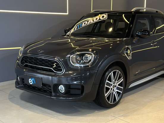 MINI-COUNTRYMAN-2019