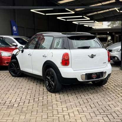 MINI-COUNTRYMAN-2011