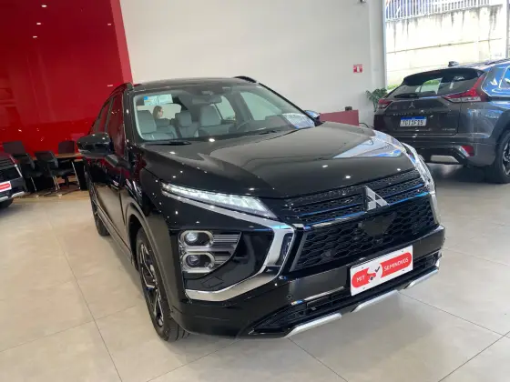 MITSUBISHI ECLIPSE CROSS 1.5 MIVEC TURBO GASOLINA HPE-S S-AWC CVT MITSUBISHI ECLIPSE CROSS 1.5 MIVEC TURBO GASOLINA HPE-S S-AWC CVT