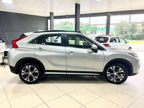 MITSUBISHI-ECLIPSE CROSS-1.5 MIVEC TURBO GASOLINA HPE-S AWD CVT MITSUBISHI-ECLIPSE CROSS-2018