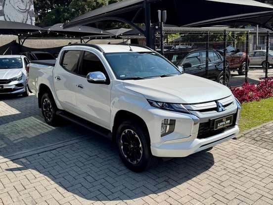 MITSUBISHI-L200 TRITON-2.4 16V TURBO DIESEL SPORT HPE CD 4P 4X4 AUTOMÁTICO MITSUBISHI-L200 TRITON-2023