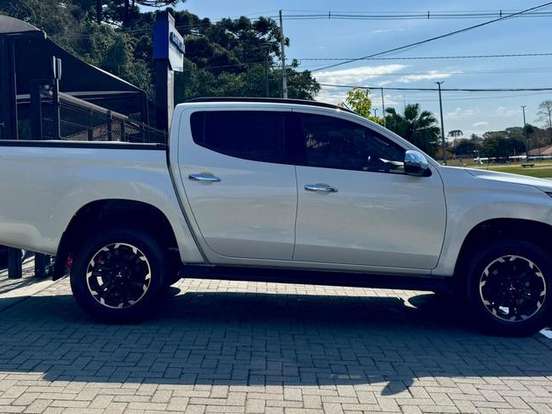 MITSUBISHI-L200 TRITON-2.4 16V TURBO DIESEL SPORT HPE CD 4P 4X4 AUTOMÁTICO MITSUBISHI-L200 TRITON-2023