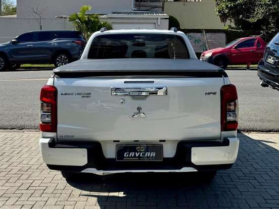 MITSUBISHI-L200 TRITON-2.4 16V TURBO DIESEL SPORT HPE CD 4P 4X4 AUTOMÁTICO MITSUBISHI-L200 TRITON-2023