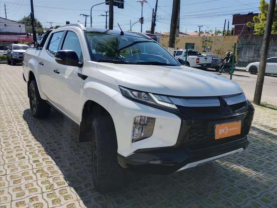 MITSUBISHI-L200 TRITON-2.4 16V TURBO DIESEL SPORT HPE CD 4P 4X4 AUTOMÁTICO MITSUBISHI-L200 TRITON-2024