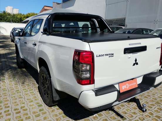 MITSUBISHI-L200 TRITON-2.4 16V TURBO DIESEL SPORT HPE CD 4P 4X4 AUTOMÁTICO MITSUBISHI-L200 TRITON-2024