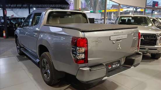 MITSUBISHI-L200 TRITON-2024