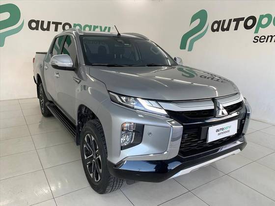 MITSUBISHI L200 TRITON 2.4 16V TURBO DIESEL SPORT HPE-S CD 4P 4X4 AUTOMÁTICO