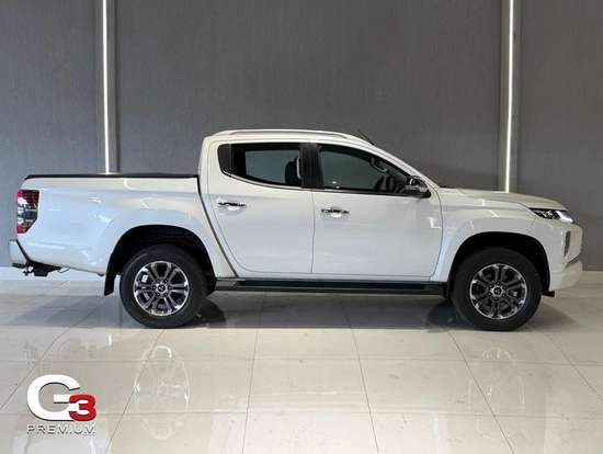 MITSUBISHI-L200 TRITON-2021