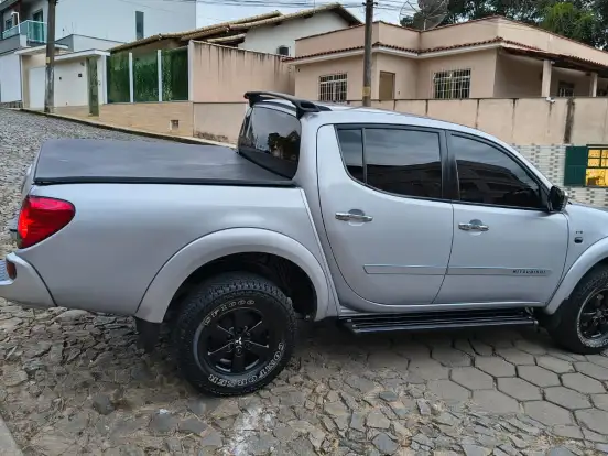 MITSUBISHI-L200 TRITON-3.2 HPE 4X4 CD 16V TURBO INTERCOOLER DIESEL 4P AUTOMÁTICO MITSUBISHI-L200 TRITON-2012