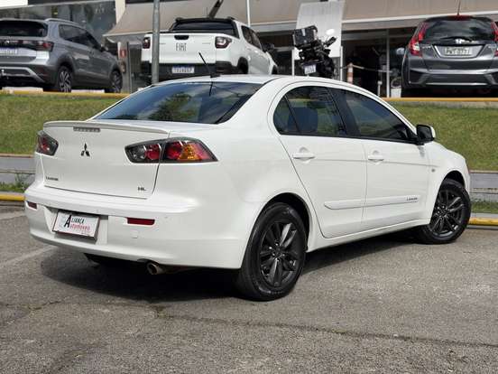 MITSUBISHI-LANCER-2.0 HL 16V GASOLINA 4P AUTOMÁTICO MITSUBISHI-LANCER-2016