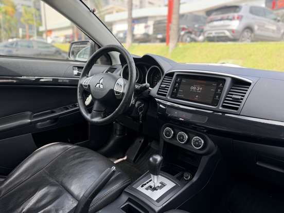 MITSUBISHI-LANCER-2016