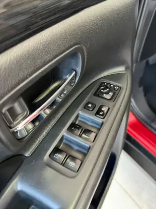 MITSUBISHI-OUTLANDER-2.0 16V GASOLINA 4P AUTOMÁTICO MITSUBISHI-OUTLANDER-2015