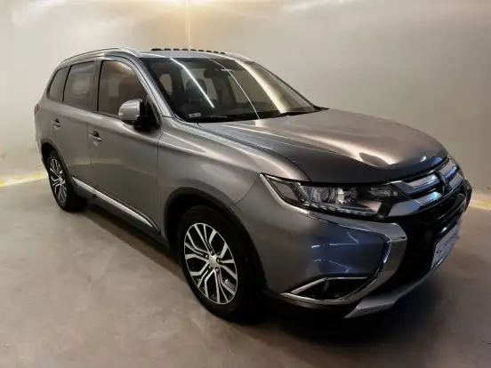MITSUBISHI-OUTLANDER-2.0 16V GASOLINA 4P AUTOMÁTICO MITSUBISHI-OUTLANDER-2016