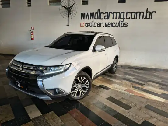 MITSUBISHI-OUTLANDER-2.0 16V GASOLINA 4P AUTOMÁTICO MITSUBISHI-OUTLANDER-2015