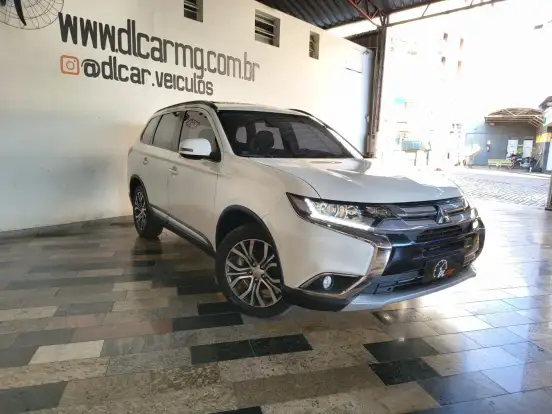 MITSUBISHI-OUTLANDER-2.0 16V GASOLINA 4P AUTOMÁTICO MITSUBISHI-OUTLANDER-2015
