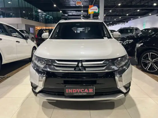 MITSUBISHI-OUTLANDER-2.2 4X4 16V DIESEL 4P AUTOMÁTICO MITSUBISHI-OUTLANDER-2018