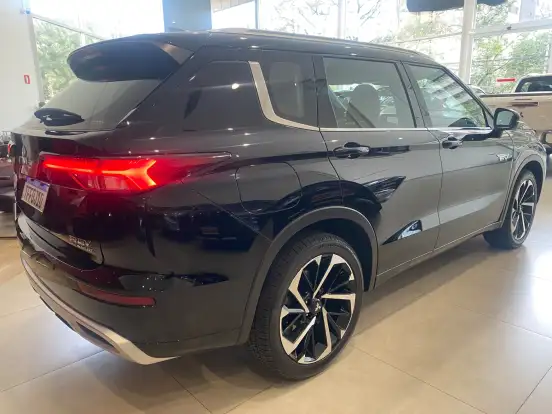 MITSUBISHI-OUTLANDER-2.4 PHEV SIGNATURE S-AWC DHT MITSUBISHI-OUTLANDER-2025