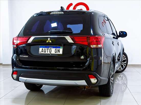 MITSUBISHI-OUTLANDER-2.0 16V GASOLINA 4P AUTOMÁTICO MITSUBISHI-OUTLANDER-2016