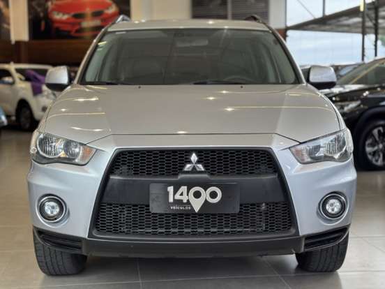 MITSUBISHI-OUTLANDER-2.0 16V GASOLINA 4P AUTOMÁTICO MITSUBISHI-OUTLANDER-2012