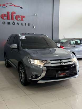 MITSUBISHI-OUTLANDER-2017