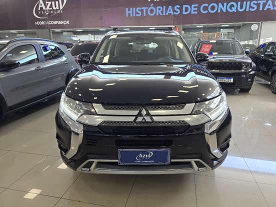 MITSUBISHI-OUTLANDER-2018