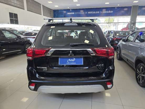 MITSUBISHI-OUTLANDER-2.0 MIVEC GASOLINA HPE AUTOMÁTICO MITSUBISHI-OUTLANDER-2018