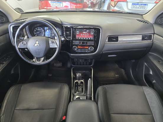 MITSUBISHI-OUTLANDER-2.0 MIVEC GASOLINA HPE AUTOMÁTICO MITSUBISHI-OUTLANDER-2018