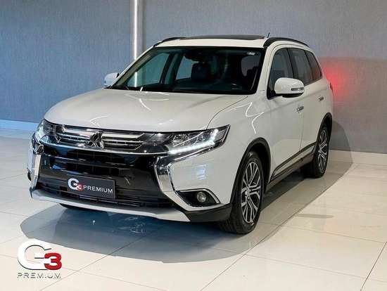 MITSUBISHI-OUTLANDER-2015