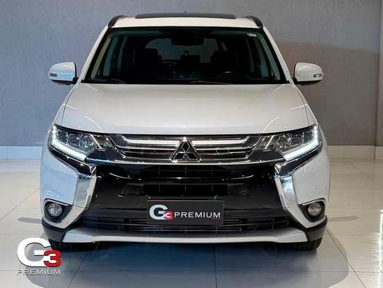 MITSUBISHI-OUTLANDER-2015