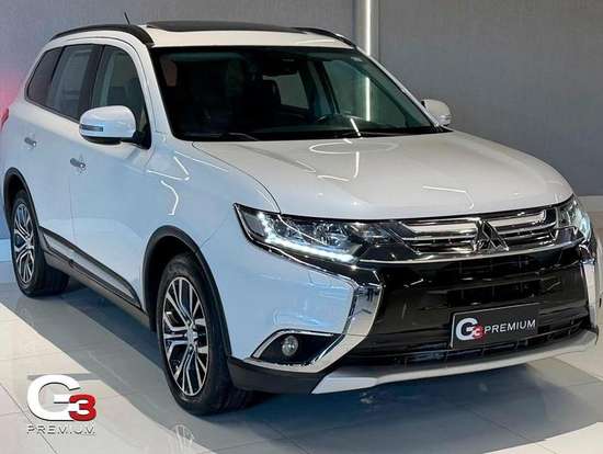 MITSUBISHI-OUTLANDER-2015